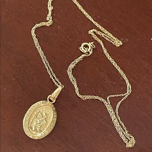 14k Gold Saint Christopher Pendant with 18" Chain